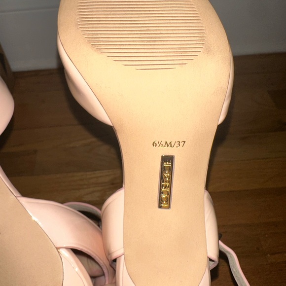 Light pink pointed heel - Picture 5 of 6